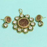 Kundan Thewa Pendant With Earring Set